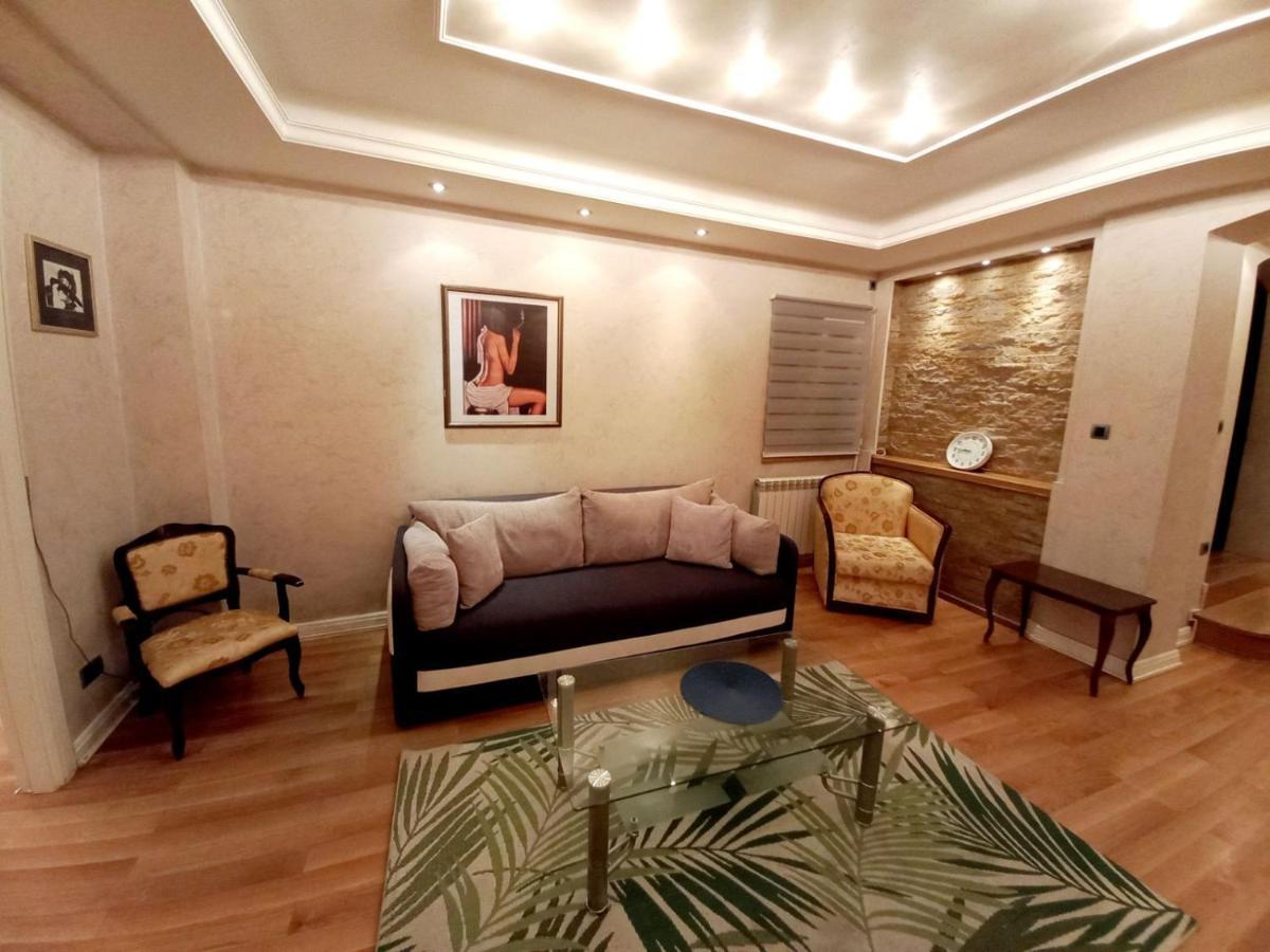 Alex Lux Apartamento Belgrado Exterior foto